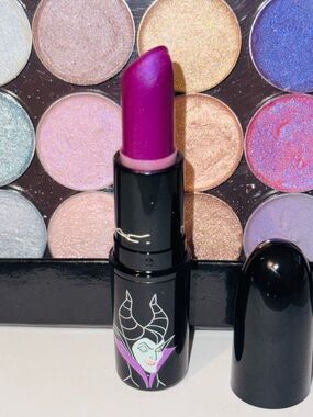 MAC Violetta lipstick